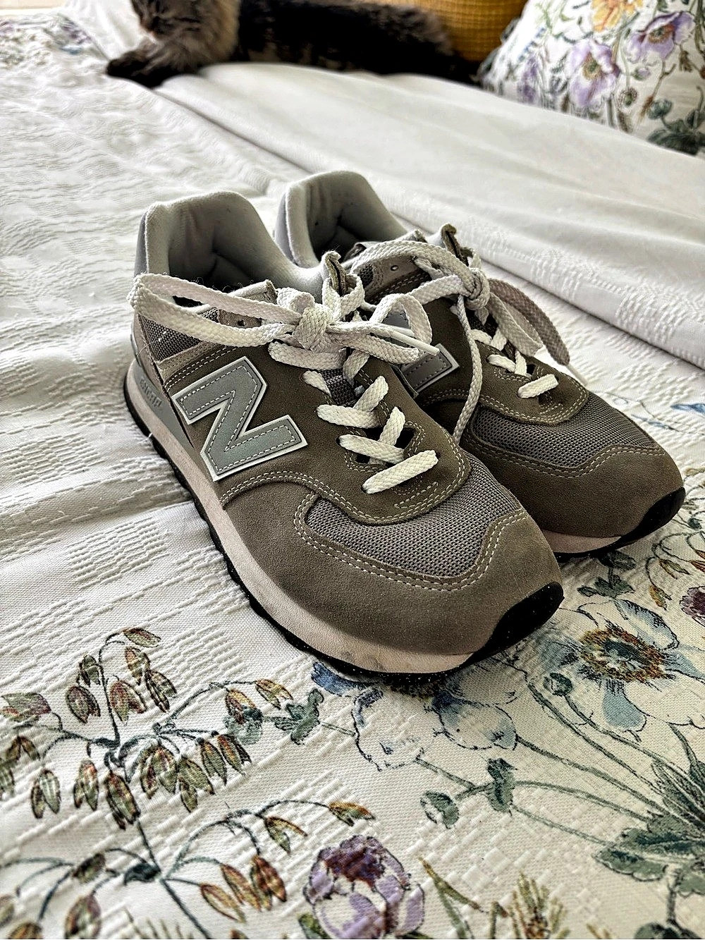 New Balance 574 Classic Grey Sneakers
